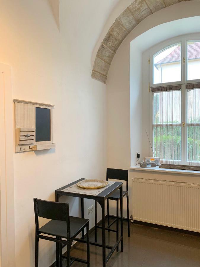 Wohnen In Ehemaligen Kloster Lichtenfels  Buitenkant foto